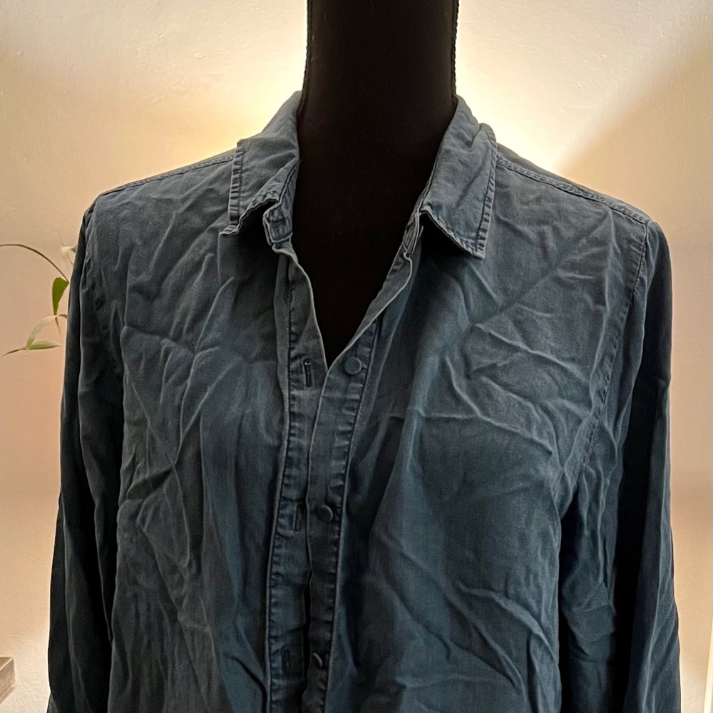 Color Block Distressed Jean Shirt